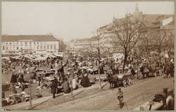 Wochenmarkt auf dem Alexanderplatz, nördliche Ecke