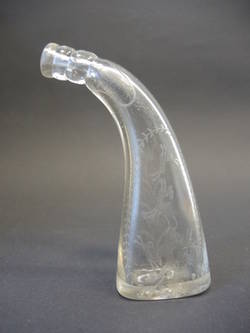 Pulverhorn aus Glas