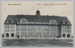 Schulgebäude der 25. und 26. Gemeindeschule in Berlin-Lichtenberg
