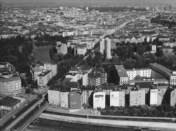 Blick vom Funkturm auf Charlottenburg mit Lietzensee und Kantstraße