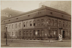 Charlottenstraße Ecke Zimmerstraße, ehemaliges Amtsgericht II