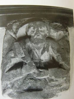 Konsolstein mit Darstellung eines Apostels (Jakob d. J.?.) unbekannter Herkunft