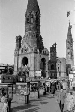 Kaiser-Wilhelm-Gedächtniskirche am Breitscheid Platz in Berlin-Charlottenburg