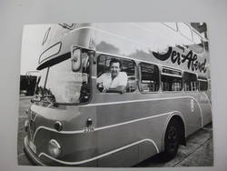 BVG-Bus mit Busfahrer