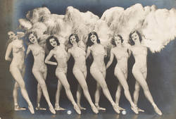 Girls. [Ziegfeld-Girls?]
