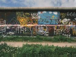 "Berliner Mauer. Botschaften gegen das Grau"
