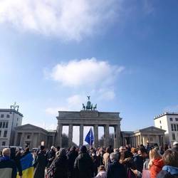 Demonstration "Stoppt den Krieg! Frieden für die Ukraine und ganz Europa" am 27. Februar 2022 in Berlin