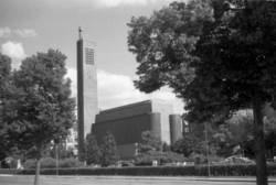 Die evangelische Kirche am Hohenzollernplatz in Berlin-Wilmersdorf