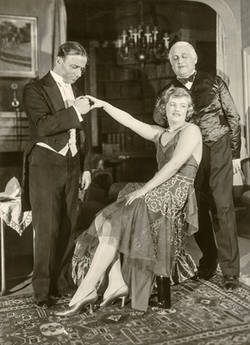 Szene mit Heinz Rühmann, Maria Paudler und Otto Wallburg in Olympia;