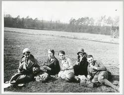 Gruppe beim Picknick