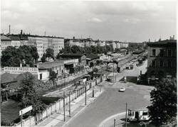 Görlitzer Bahnhof, Ruine, Frontseite mit Güterbahnhof (Panorama, linker Teil)