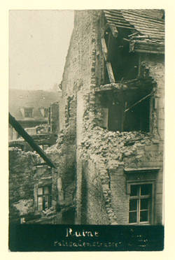 Novemberrevolution: "Ruine. Palisadenstraße."