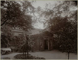 Grenadierstr. 49. Gartenansicht. 1905.