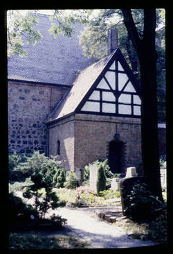 Dorfkirche Dahlem 2.8.86.;