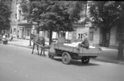 Behelfsfahrzeuge nach dem Krieg - Dreiradtransporter mit einer PS