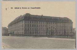 Schulgebäude der Schule am Zeppelinplatz in Berlin-Wedding;