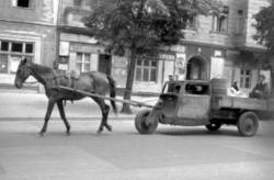 Behelfsfahrzeuge nach dem Krieg - Dreiradtransporter mit einer PS