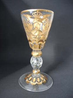 Glaspokal mit Profilbildnis König Friedrich Wilhelm I. und seiner Gemahlin Sophie Dorothea