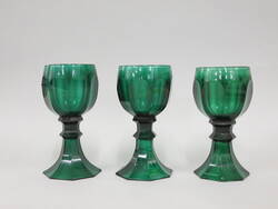 3 Römer, grünes Glas