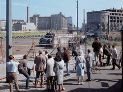 Aussichtspunkt auf die Berliner Mauer am Potsdamer Platz