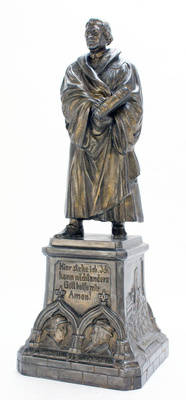 Luther-Figur mit Spielwerk
