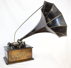 Edison Standard Phonograph;