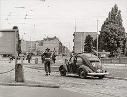 Potsdamer Platz Die westlichen Alliierten an der Mauer 1961  ;
