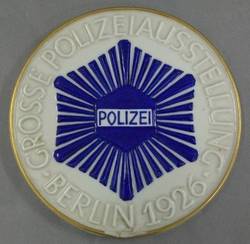 Plakette zur Großen Polizeiausstellung in Berlin 1926