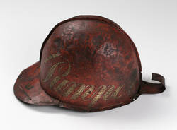 Helm der Berliner Feuerwehr;