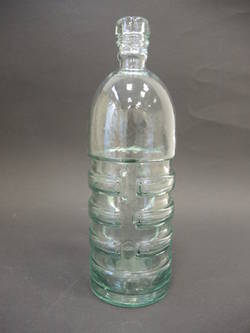 Glasflasche in Form einer Granate (klar)