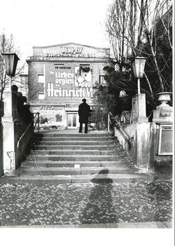 o.T., Außenansicht des Kinos Delphi von der Kantstraße