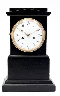 Biedermeier-Uhr