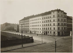Bernauer Straße 111-118