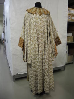 Gewand des Kambyses, Großkönig von Persien getragen von Kurt Böwe in Prexaspes