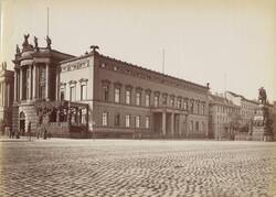 Kaiser Wilhelm Palais mit Hofbibliothek