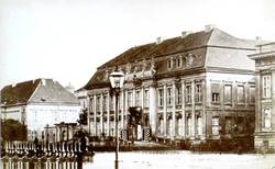 Unter den Linden. Kronprinzenpalais