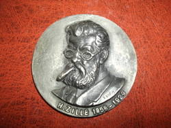 Medaille mit dem Bildnis des Malers und Zeichners Heinrich Zille (Avers) und der Gaststätte Zum Nussbaum (Revers)
