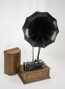 Edison Triumph Phonograph;