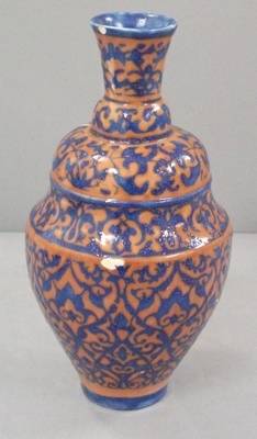Vase, Arabeskendekor;