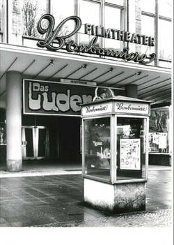 o.T., Der Eingangsbereich zum Kino Bonbonniere am Kurfürstendamm 64-65