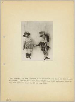 'Zwei Räuber'. Figuren aus einem Biedermeier-Marionetten-Theater des Ermeler-Hauses