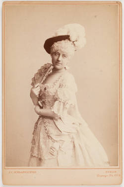 Clara Meyer als Minna von Barnhelm;