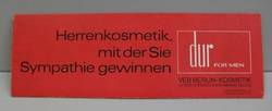 Kleines Werbeschild für Herrenkosmetik vom VEB Berlin-Kosmetik
