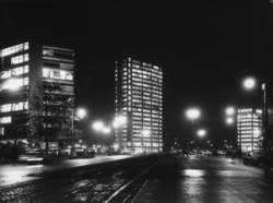 Charlottenburg. Ernst Reuter Platz bei Nacht