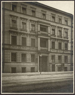 Adalbertstraße 39;