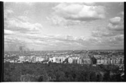 Blick von der Siegessäule auf die zerstörte Stadt Berlin II