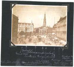 "Alexanderplatz ... von der Stadtbahn aufgenommen" mit Grand Hotel, Berolina, Neue Königstraße, Haus mit den 99 Schafsköpfen, Georgenkirche, Aschinger, Café Schöning, Loeser & Wolff