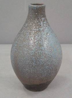 Bauchige Vase, blau - violett gesprenkelt 