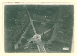 Luftaufnahme: Lützowplatz mit Herkulesbrunnen 
