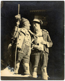  Im weißen Rössl, Szenenfoto mit Walter Jankuhn und Otto Wallburg aus der Inszenierung von Erik Charell am Großen Schauspielhaus 1930